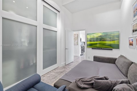 Copropriété à louer à Miami Beach, Floride: 3 chambres, 122.63 m2 № 1996733 - photo 29