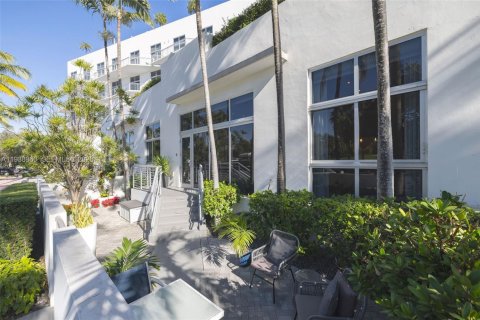 Copropriété à louer à Miami Beach, Floride: 3 chambres, 122.63 m2 № 1996733 - photo 3
