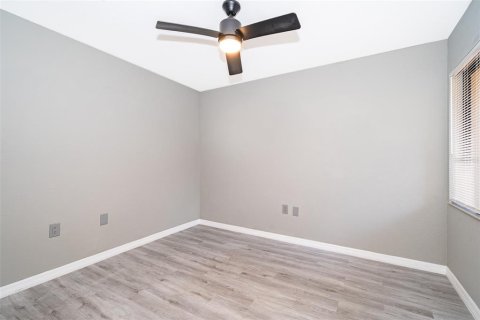 Condo in Orlando, Florida, 3 bedrooms  № 1845391 - photo 17
