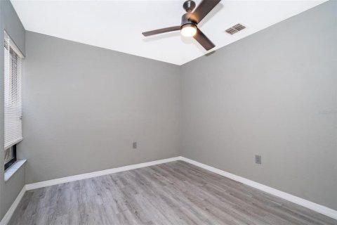 Condo in Orlando, Florida, 3 bedrooms  № 1845391 - photo 18
