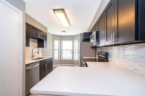 Condo in Orlando, Florida, 3 bedrooms  № 1845391 - photo 8