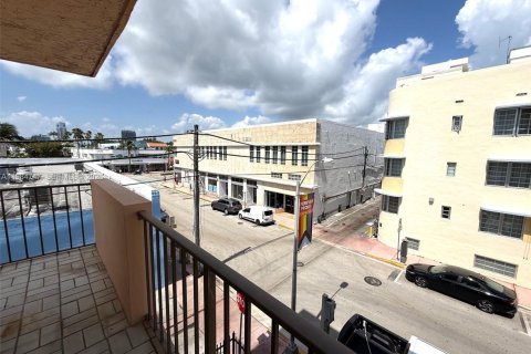 Copropriété à vendre à Miami Beach, Floride: 2 chambres, 91.04 m2 № 2047375 - photo 19