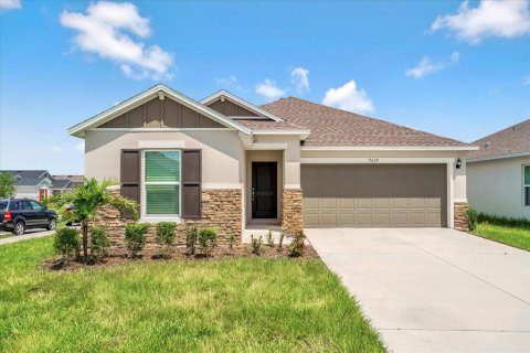 House in Davenport, Florida 3 bedrooms, 107.95 sq.m. № 1911247 - photo 1