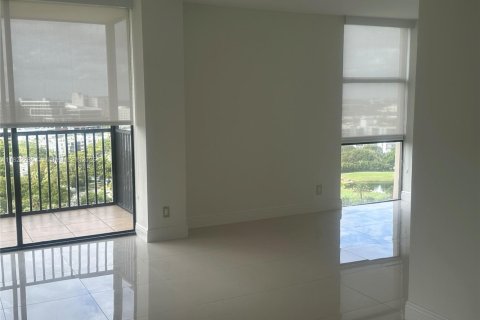 Condo in Aventura, Florida, 1 bedroom  № 1788693 - photo 5
