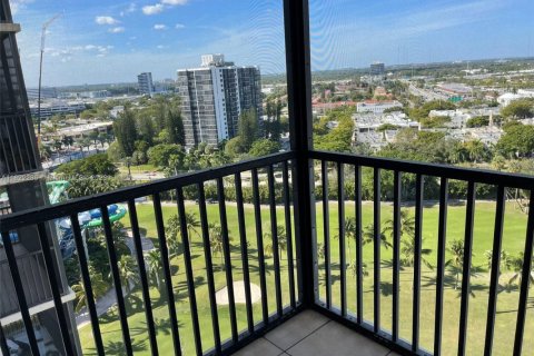 Condo in Aventura, Florida, 1 bedroom  № 1788693 - photo 2