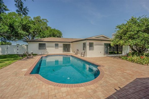 Villa ou maison à louer à Plant City, Floride: 5 chambres, 231.33 m2 № 2112049 - photo 8