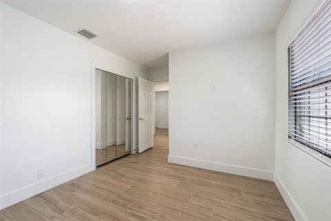 Villa ou maison à louer à Plant City, Floride: 5 chambres, 231.33 m2 № 2112049 - photo 24