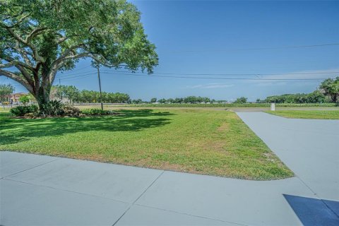 Villa ou maison à louer à Plant City, Floride: 5 chambres, 231.33 m2 № 2112049 - photo 16