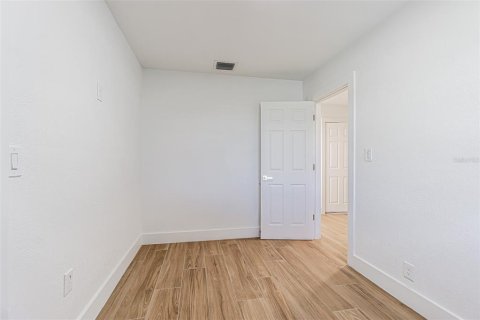 Villa ou maison à louer à Plant City, Floride: 5 chambres, 231.33 m2 № 2112049 - photo 27