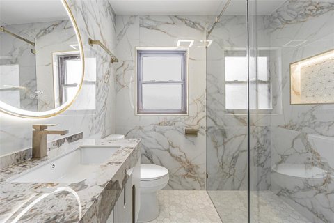 Villa ou maison à louer à Plant City, Floride: 5 chambres, 231.33 m2 № 2112049 - photo 25