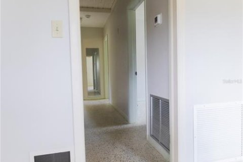 Villa ou maison à vendre à Leesburg, Floride: 2 chambres, 86.96 m2 № 1874008 - photo 6