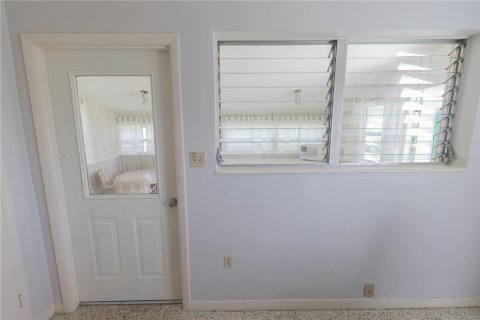 Villa ou maison à vendre à Leesburg, Floride: 2 chambres, 86.96 m2 № 1874008 - photo 19