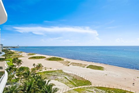 Condominio en venta en Pompano Beach, Florida, 4 dormitorios, 293.39 m2 № 1882291 - foto 29