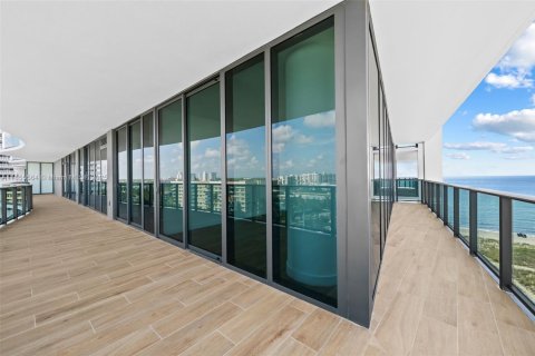 Condominio en venta en Pompano Beach, Florida, 4 dormitorios, 293.39 m2 № 1882291 - foto 15