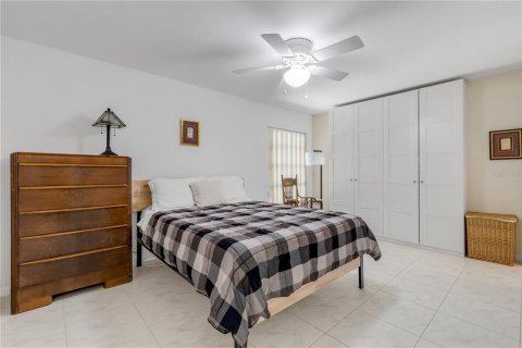 Casa en venta en Palm Coast, Florida, 3 dormitorios, 135.54 m2 № 2230105 - foto 17