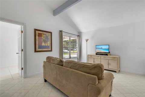 Casa en venta en Palm Coast, Florida, 3 dormitorios, 135.54 m2 № 2230105 - foto 7