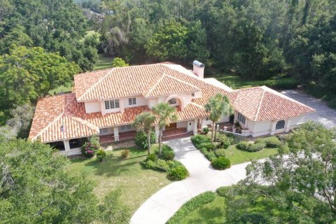Casa en venta en Brooksville, Florida, 4 dormitorios, 576.64 m2 № 1900567 - foto 1