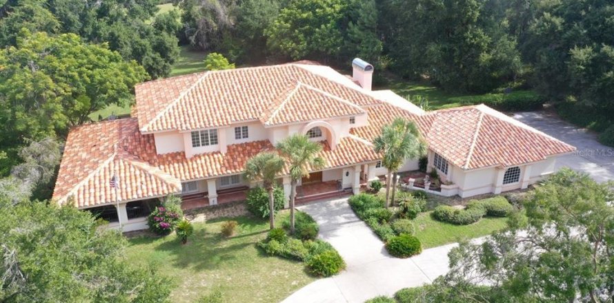 Casa en Brooksville, Florida 4 dormitorios, 576.64 m2 № 1900567