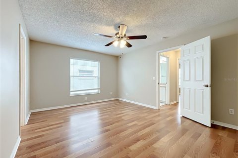 Villa ou maison à vendre à Kissimmee, Floride: 3 chambres, 127.74 m2 № 2413449 - photo 26