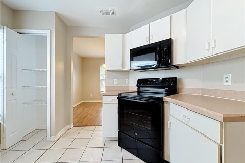 Villa ou maison à vendre à Kissimmee, Floride: 3 chambres, 127.74 m2 № 2413449 - photo 14