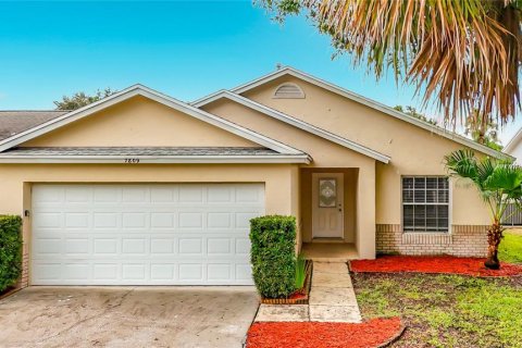 Villa ou maison à Kissimmee, Floride 3 chambres, 127.74 m2 № 2413449