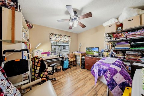 House in Zephyrhills, Florida 3 bedrooms, 121.14 sq.m. № 2287763 - photo 20