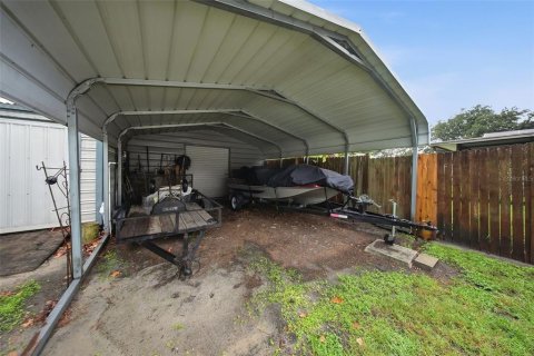 House in Zephyrhills, Florida 3 bedrooms, 121.14 sq.m. № 2287763 - photo 29