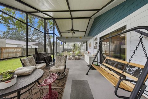 House in Zephyrhills, Florida 3 bedrooms, 121.14 sq.m. № 2287763 - photo 22
