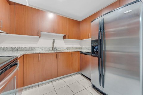 Condominio en venta en Miami, Florida, 2 dormitorios, 92.9 m2 № 2030522 - foto 9