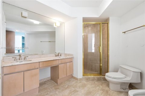 Condo in Sunny Isles Beach, Florida, 2 bedrooms  № 2077504 - photo 9