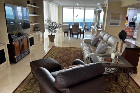 Copropriété à louer à Fort Lauderdale, Floride: 3 chambres, 241.55 m2 № 2189667 - photo 8