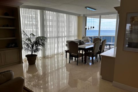 Copropriété à louer à Fort Lauderdale, Floride: 3 chambres, 241.55 m2 № 2189667 - photo 5