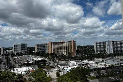 Copropriété à louer à Fort Lauderdale, Floride: 3 chambres, 241.55 m2 № 2189667 - photo 16