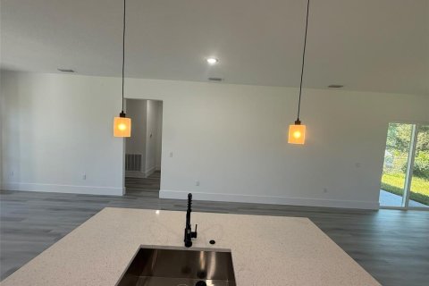 Villa ou maison à louer à Ocala, Floride: 4 chambres, 176.14 m2 № 2387726 - photo 11