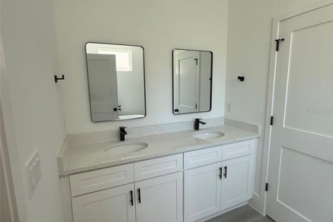 Villa ou maison à louer à Ocala, Floride: 4 chambres, 176.14 m2 № 2387726 - photo 26