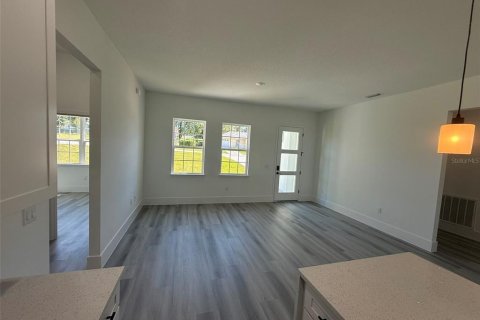 Villa ou maison à louer à Ocala, Floride: 4 chambres, 176.14 m2 № 2387726 - photo 12