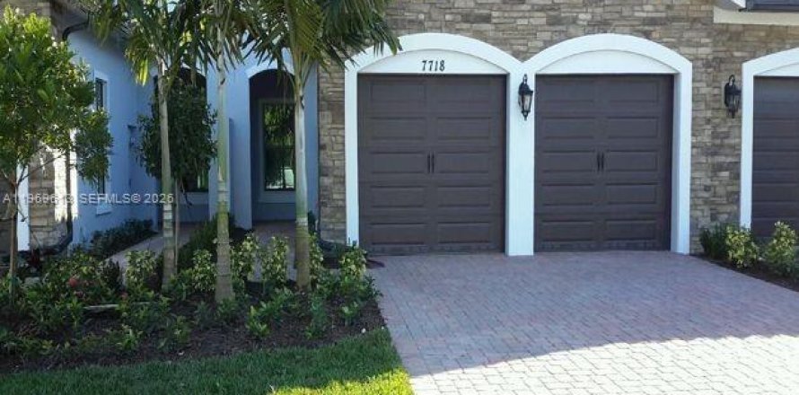 Villa ou maison à Parkland, Floride 3 chambres, 160.16 m2 № 2030584