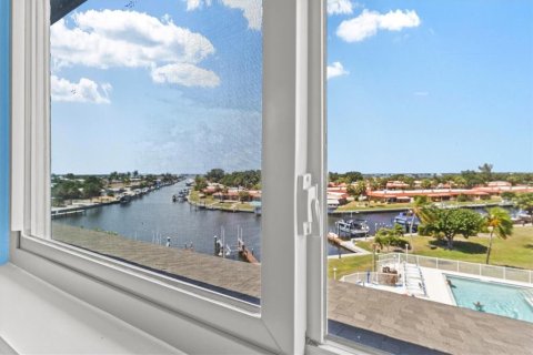 Condo in Bradenton, Florida, 3 bedrooms  № 2199483 - photo 18