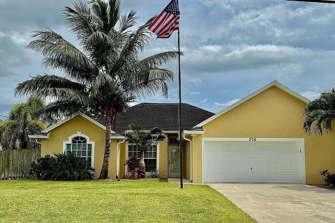 Casa en venta en Saint Lucie, Florida, 3 dormitorios, 137.22 m2 № 1848614 - foto 1