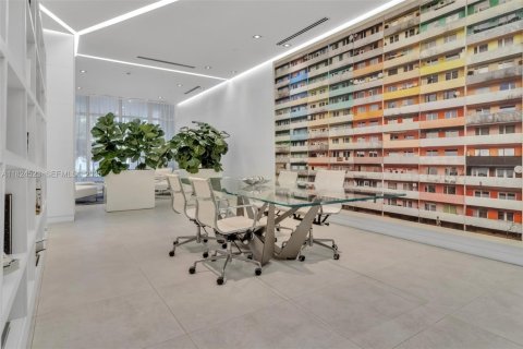 Condominio en venta en Miami, Florida, 2 dormitorios, 91.79 m2 № 1983296 - foto 30