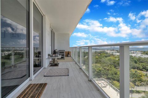 Condominio en venta en Miami, Florida, 2 dormitorios, 91.79 m2 № 1983296 - foto 3