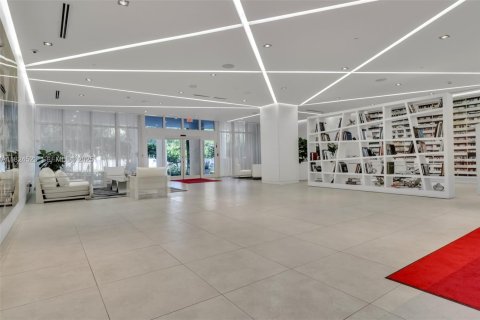 Condominio en venta en Miami, Florida, 2 dormitorios, 91.79 m2 № 1983296 - foto 28