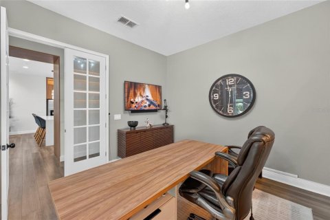 House in Orlando, Florida 4 bedrooms, 226.03 sq.m. № 2232035 - photo 20