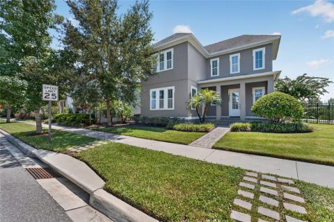 House in Orlando, Florida 4 bedrooms, 226.03 sq.m. № 2232035