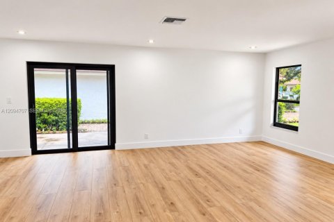 Casa en venta en Plantation, Florida, 3 dormitorios, 148.64 m2 № 2382409 - foto 21