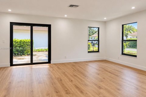 Casa en venta en Plantation, Florida, 3 dormitorios, 148.64 m2 № 2382409 - foto 9
