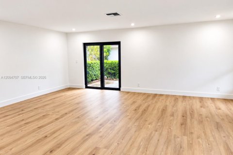 Casa en venta en Plantation, Florida, 3 dormitorios, 148.64 m2 № 2382409 - foto 4