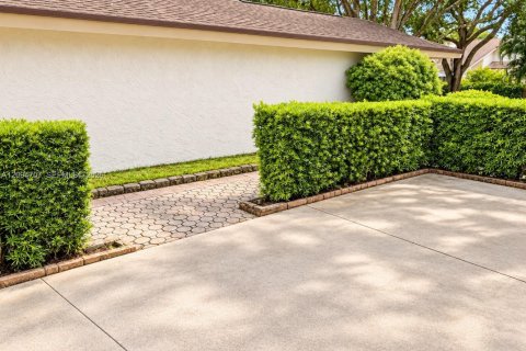 Casa en venta en Plantation, Florida, 3 dormitorios, 148.64 m2 № 2382409 - foto 2