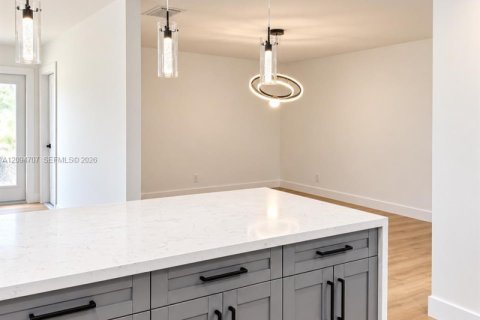 Casa en venta en Plantation, Florida, 3 dormitorios, 148.64 m2 № 2382409 - foto 16