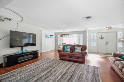 House in Bradenton, Florida 3 bedrooms, 184.13 sq.m. № 2233735 - photo 18